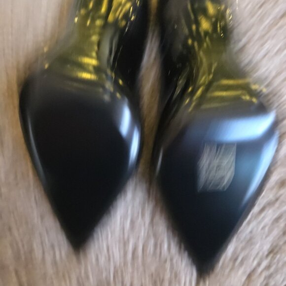 Sanit Laurent Zoe Stiletto Pumps - Picture 3 of 5